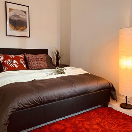 Stylish, Spacious & Luxurious Home - Parking Liverpool Zewnętrze zdjęcie